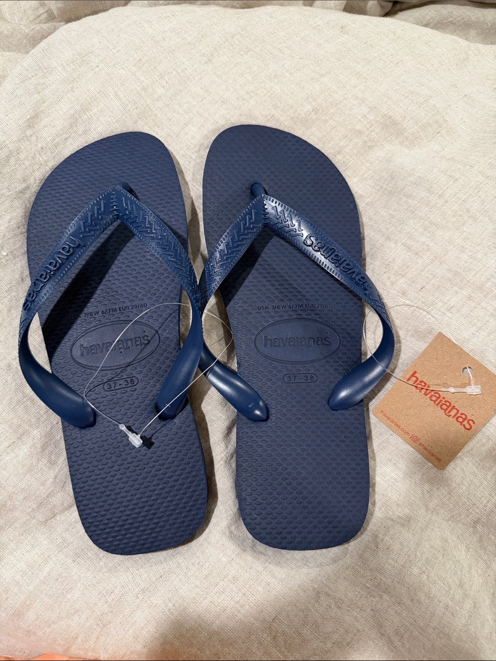 Navy Blue Havaianas NWT